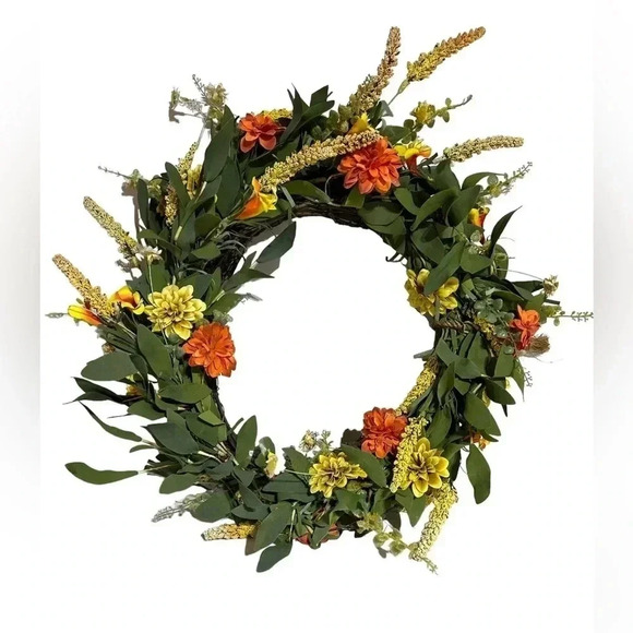 Wreath - Picture 1 of 6